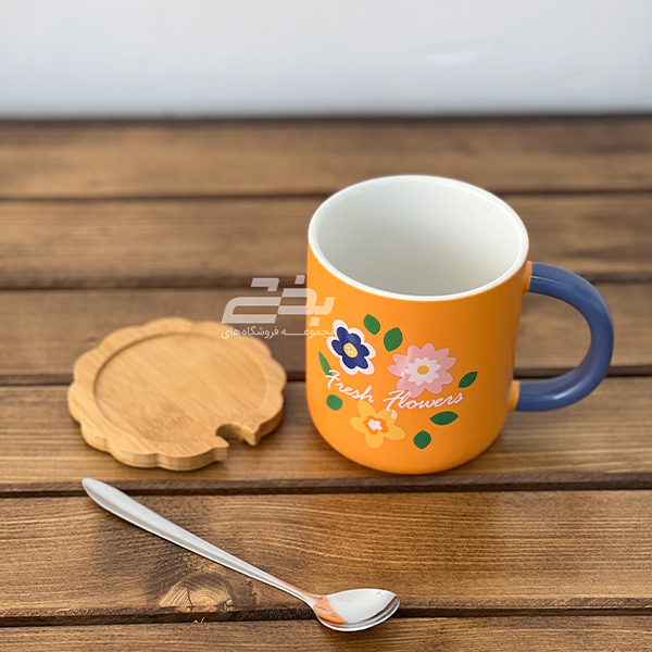 ماگ درب چوبي طرح گل
