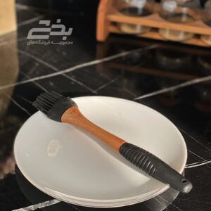 فرچه سیلیکونی دسته چوبی راش شنیا
