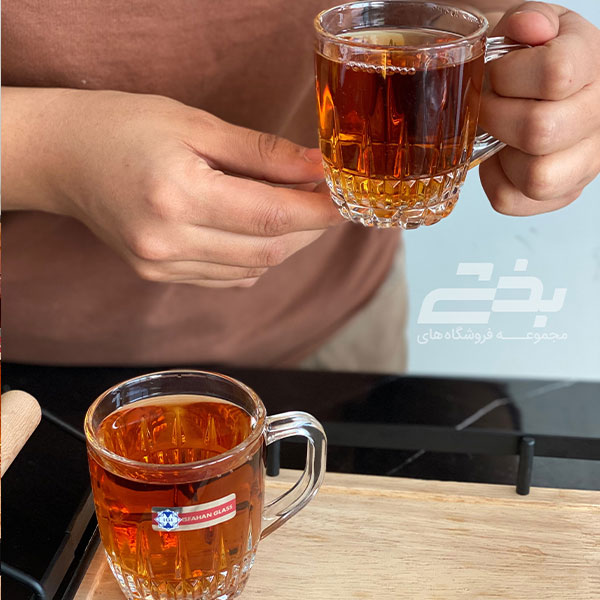 نیم لیوان ویستا اصفهان