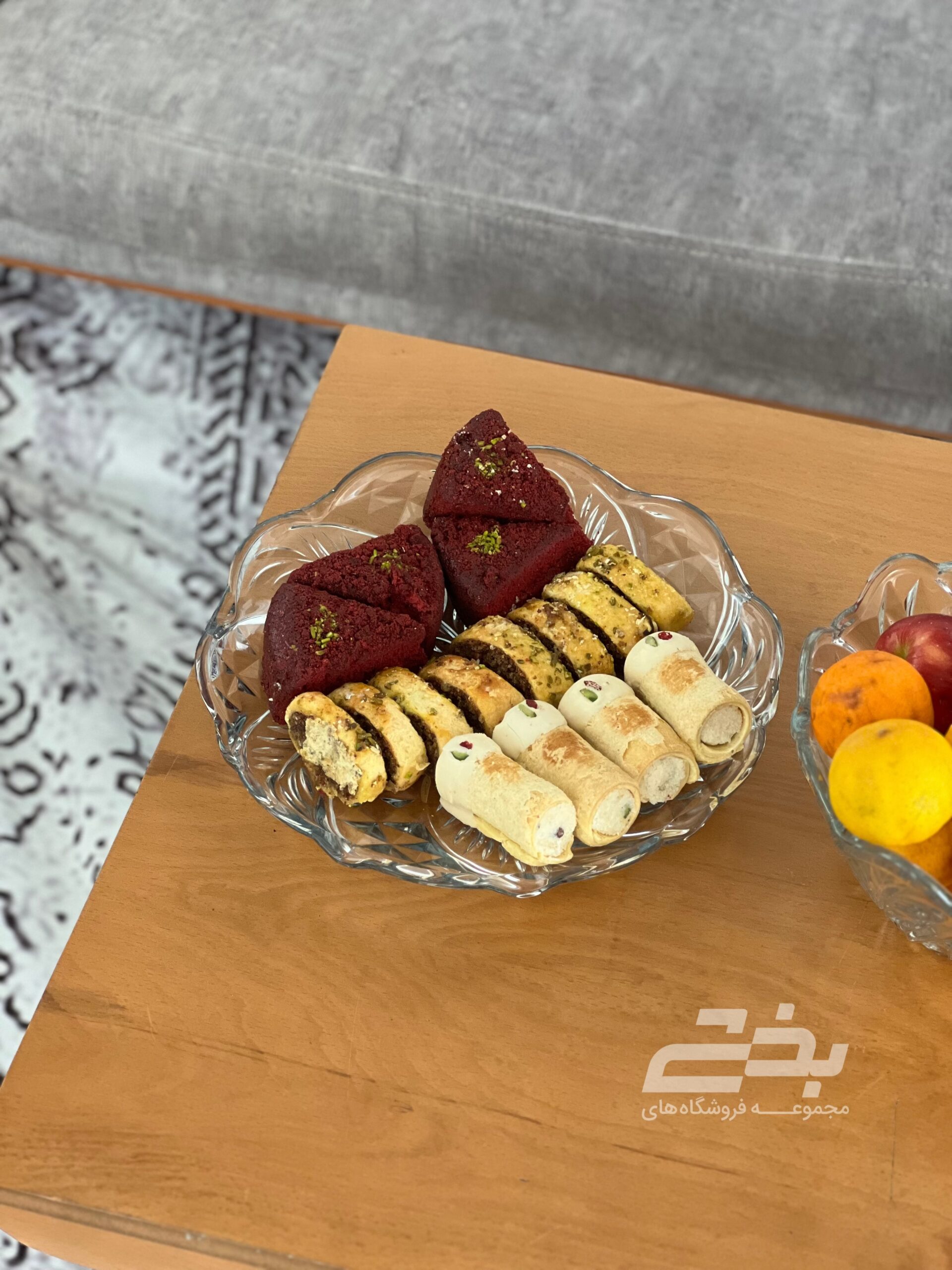 شیرینی خوری بدون پایه تویو
