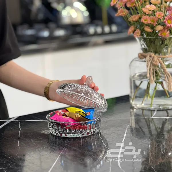 شکلات خوری کاوه مدل زرین درب دار