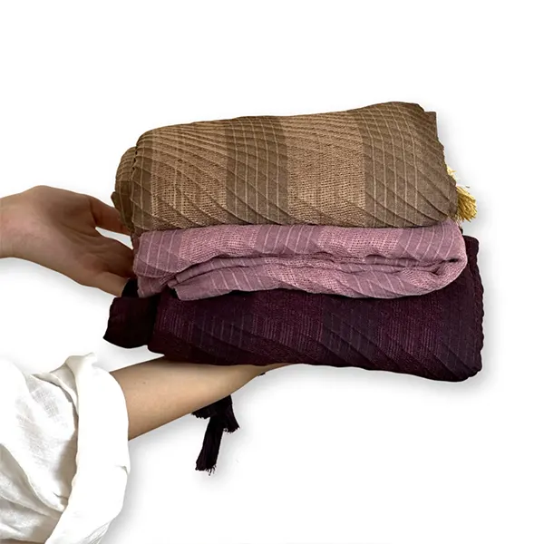 شال پلیسه حصیری